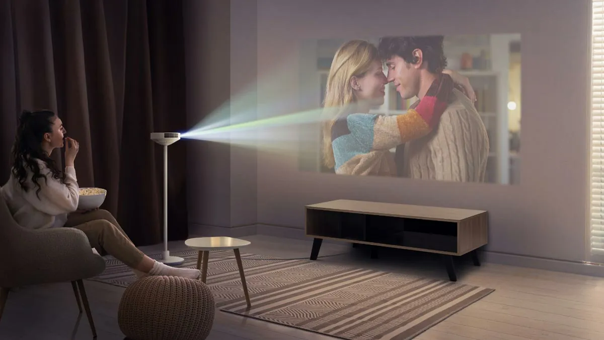 LG, CES 2025'te Tanıtacağı Yeni Projektör Modellerini Duyurdu: PF600U ve CineBeam S